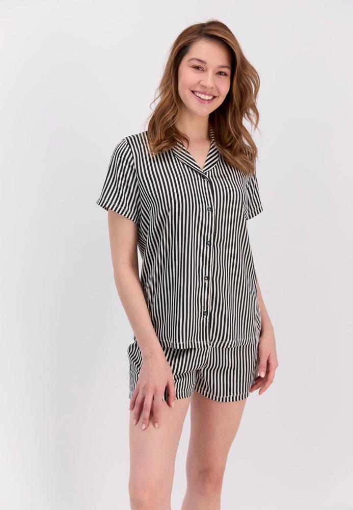 Pijama Dama Bumbac Mânecă Scurtă, Pantalon cu pantaloni scurti,alba in dungi negre Engros